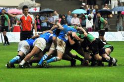 开云平台-足球赛场火爆情景上演，场面扣人心弦的简单介绍