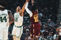 开云体育官网-关于塞尔维亚男篮逆转凯尔特人B队，乔治三分雨点燃全场的信息