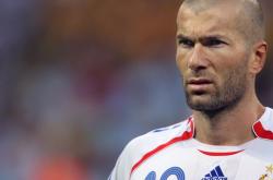 开云体育-小贾伦跨洋主宰，当广东队遇上湖人，一场定义未来的对决