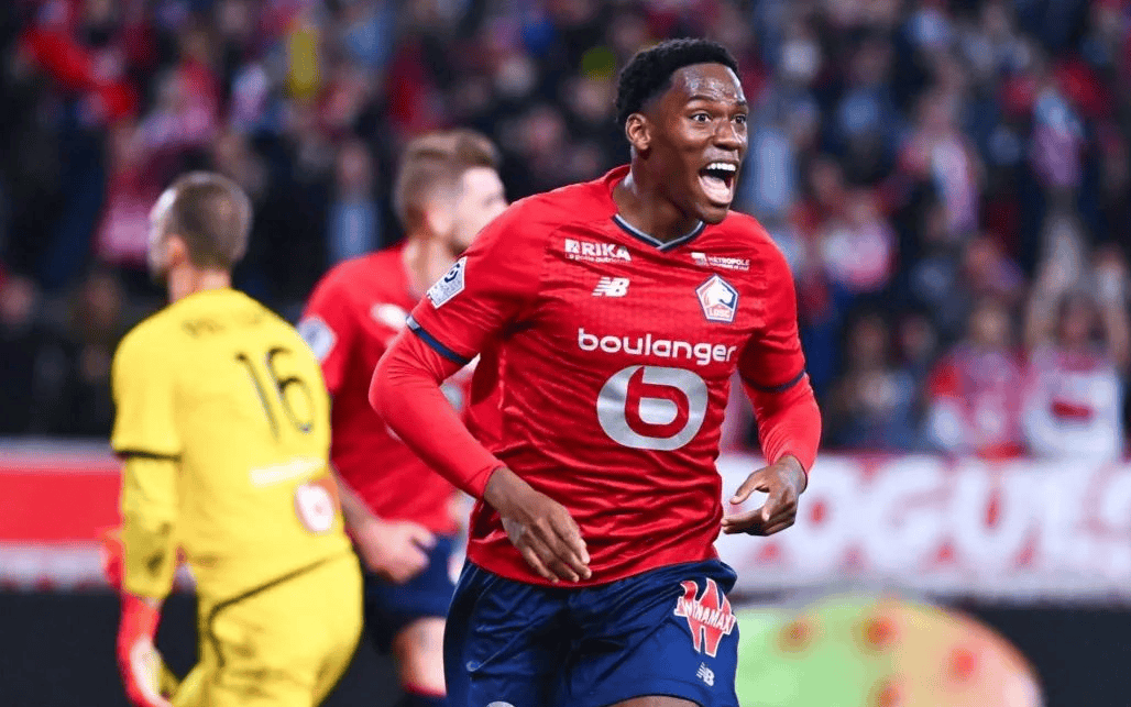 包含客场取胜现身手，法甲球队斩获关键胜利的词条