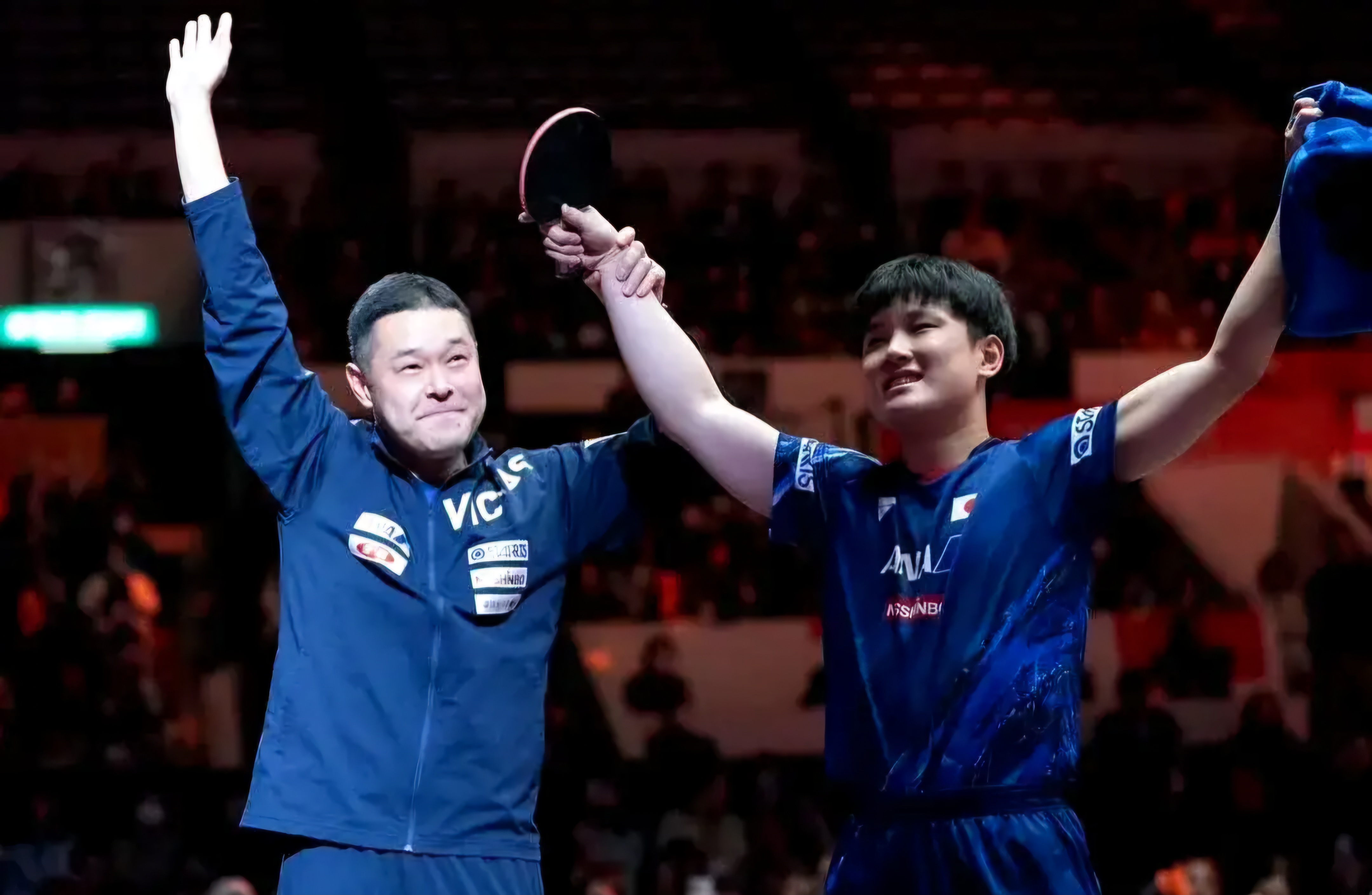 包含法国乒乓球队绝杀中国乒乓球队，张本智和关键制胜的词条