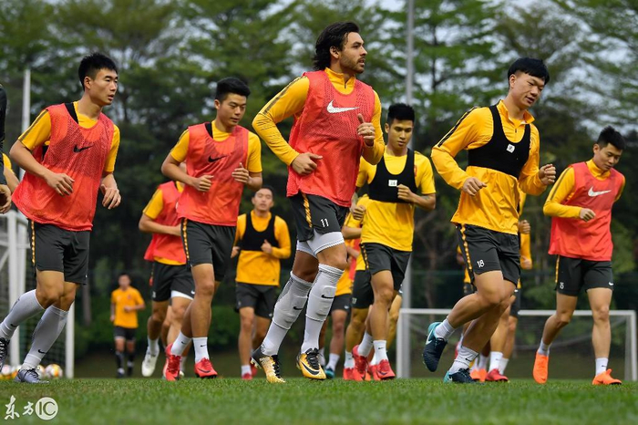 阿兰伤退后，恒大仍需探讨：亚冠征程未尽的简单介绍