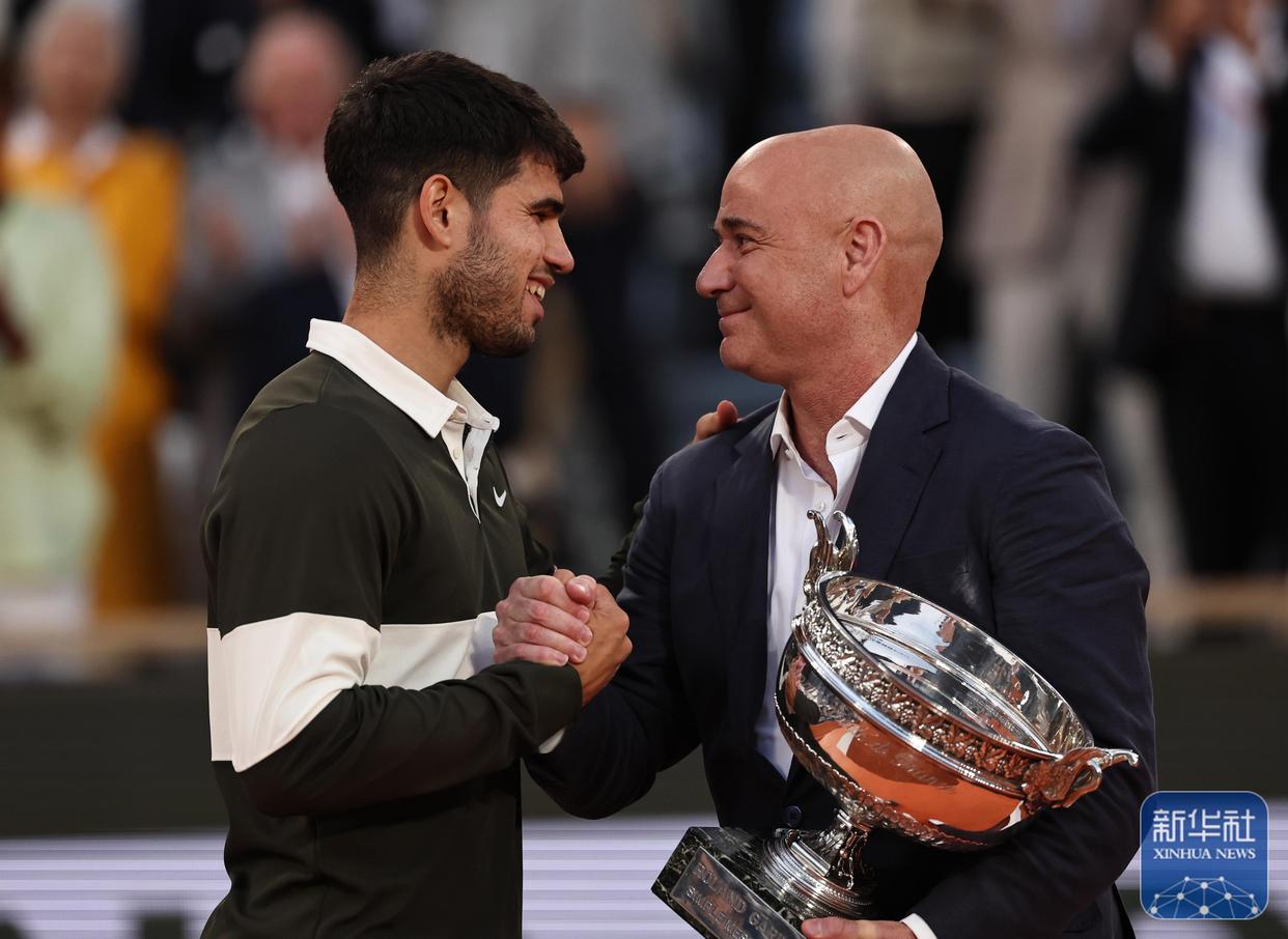 关于年终总决赛险胜美网，阿尔卡拉斯关键制胜的信息