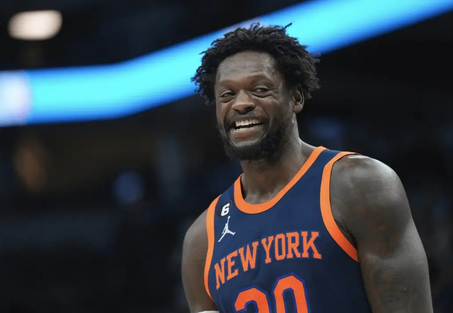 包含软菠菜客场不敌都灵，遭遇四连败的词条