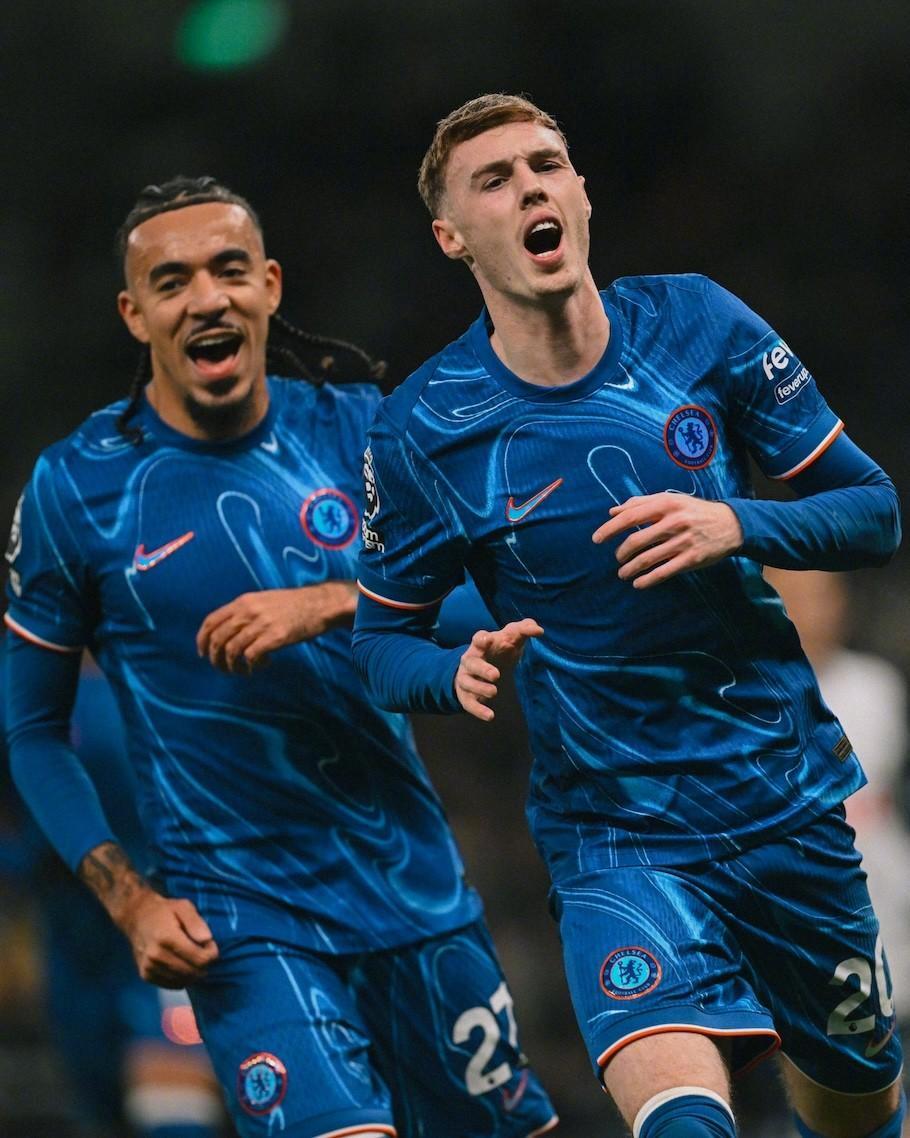 包含托特纳姆热刺主场苦吞失利，痛定思痛备战的词条