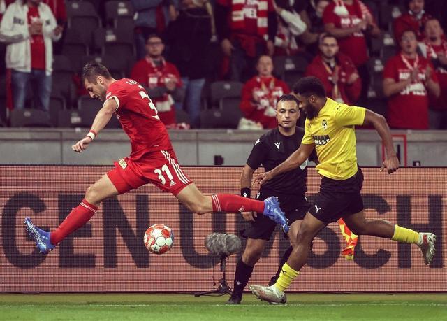 欧洲各大足球俱乐部再次上演精彩对抗