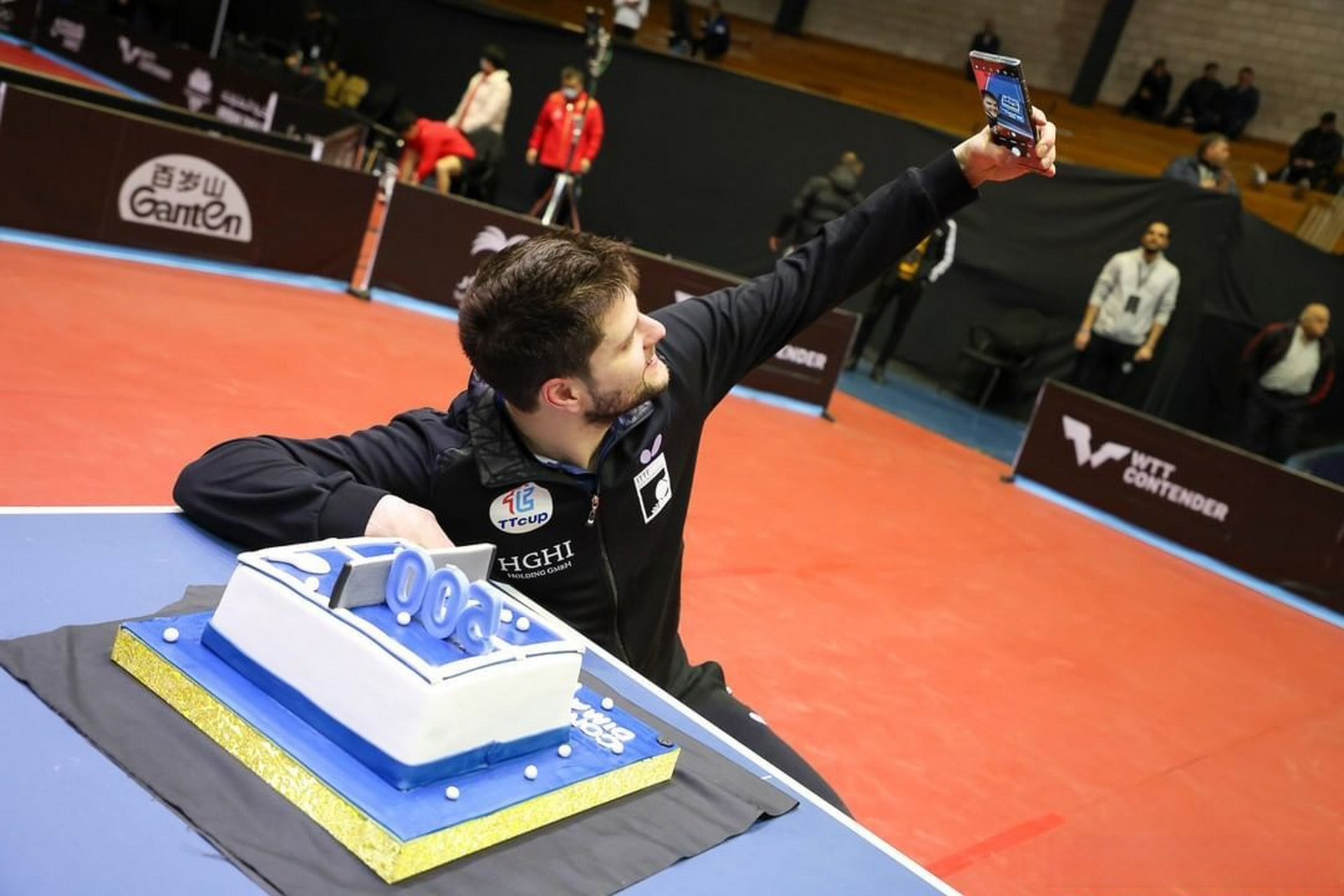 法国乒乓球队绝杀德国乒乓球队,奥恰洛夫完成帽子戏法的简单介绍 法国乒乓球队绝杀德国乒乓球队,奥恰洛夫完成帽子戏法的简单介绍