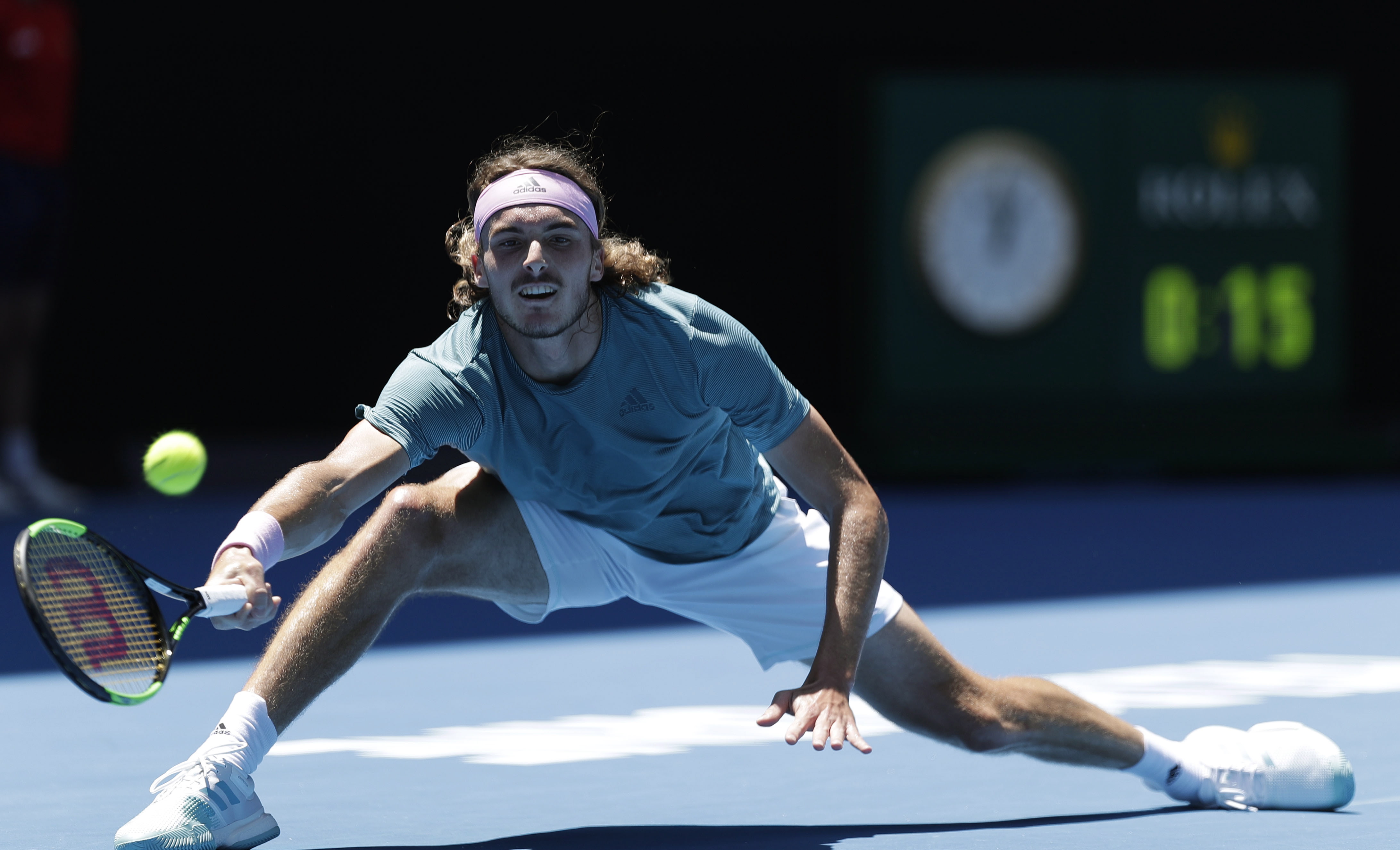 意大利网球队翻盘世界网球队,西西帕斯制霸全场 意大利网球队翻盘世界网球队,西西帕斯制霸全场