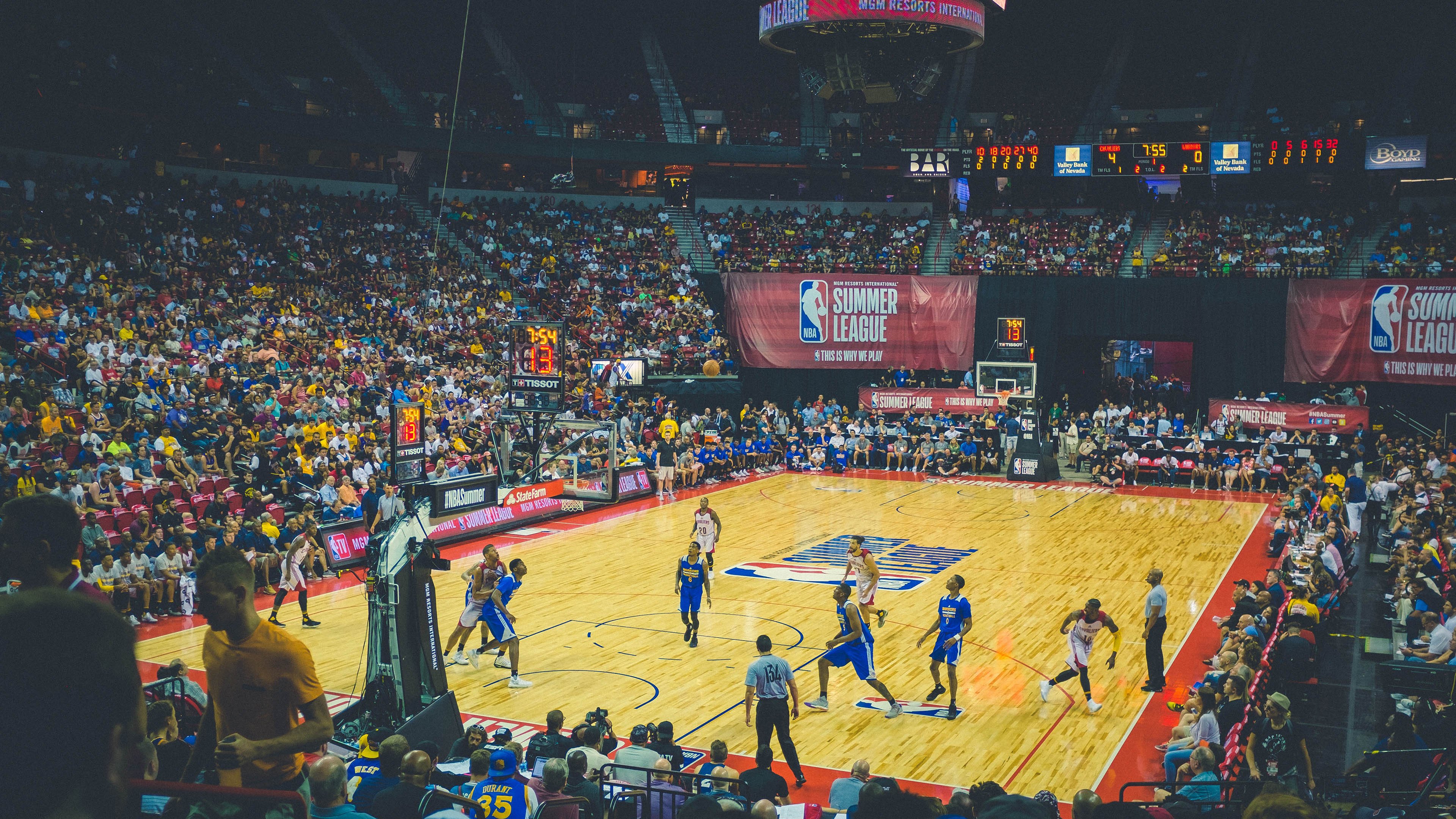 跨界传奇，拜仁巅峰对决与莫德里奇的NBA接管时刻